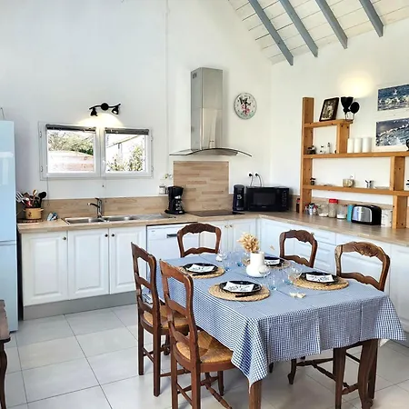 Maison De La Payade Holiday home *